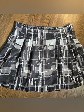 Jessica Black & Grey Abstract Mini Skirt | Lightweight | Size 24